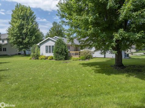 25 Slate Court Mason City IA 50401