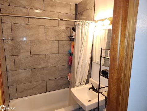 689 15th Street SE Mason City IA 50401