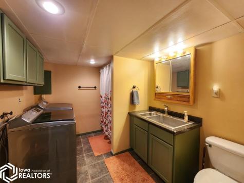 15257 Thoburn Avenue Clear Lake IA 50428