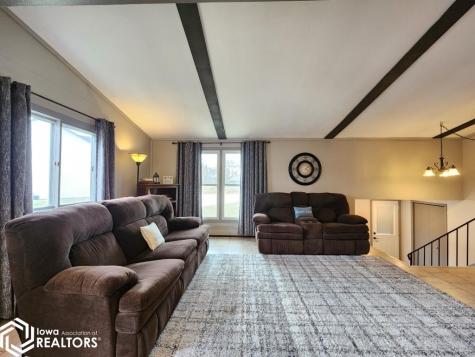 15257 Thoburn Avenue Clear Lake IA 50428