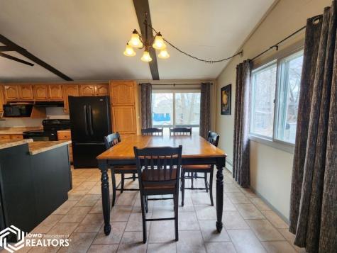 15257 Thoburn Avenue Clear Lake IA 50428