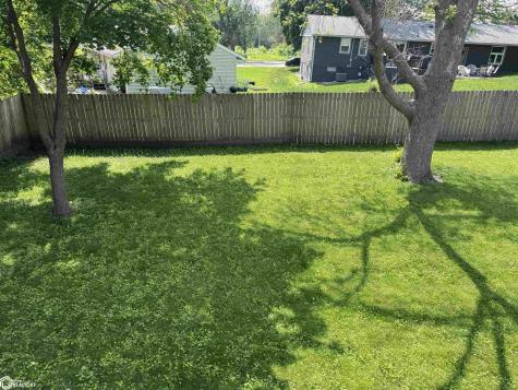 1009 S 15th Street Clear Lake IA 50428