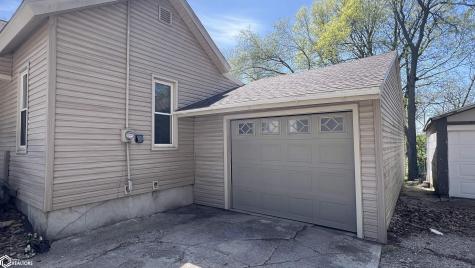 24 N Gaylord Avenue Nora Springs IA 50458