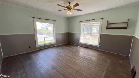 24 N Gaylord Avenue Nora Springs IA 50458