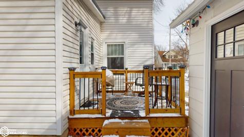 109 S 9th Street Clear Lake IA 50428