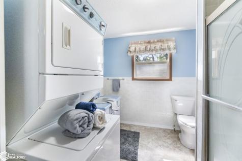 1971 Ivory Lane Rockford IA 50468