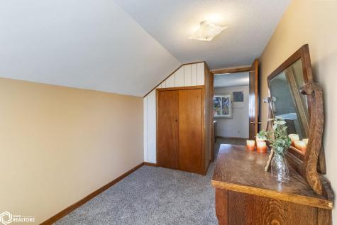 1971 Ivory Lane Rockford IA 50468