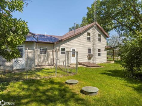 1971 Ivory Lane Rockford IA 50468