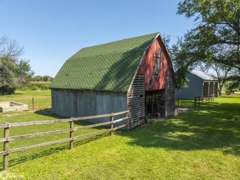 1971 Ivory Lane Rockford IA 50468