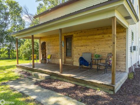 1971 Ivory Lane Rockford IA 50468