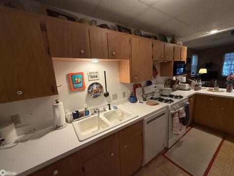 3662 240th Street Clear Lake IA 50428