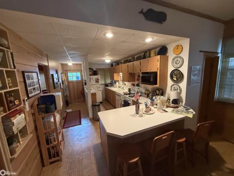 3662 240th Street Clear Lake IA 50428