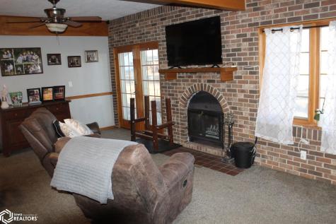 760 W 7th Street Garner IA 50438