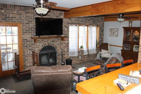 760 W 7th Street Garner IA 50438