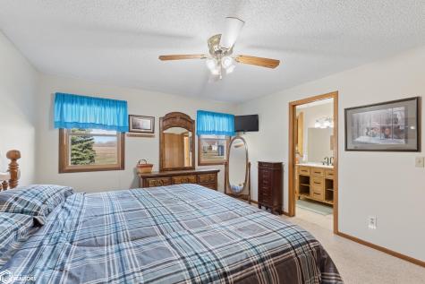 20 Charlestown Square Mason City IA 50401