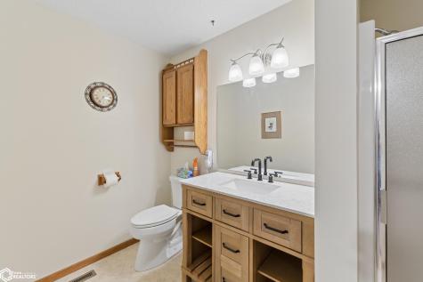 20 Charlestown Square Mason City IA 50401