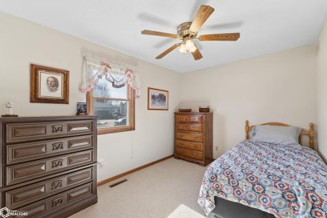 20 Charlestown Square Mason City IA 50401