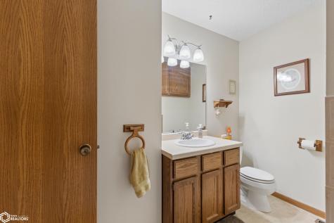 20 Charlestown Square Mason City IA 50401