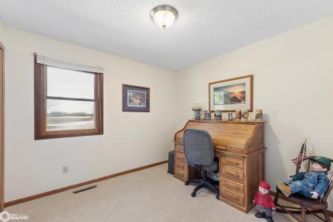 20 Charlestown Square Mason City IA 50401