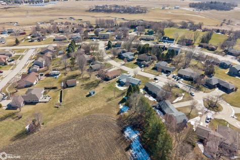 20 Charlestown Square Mason City IA 50401