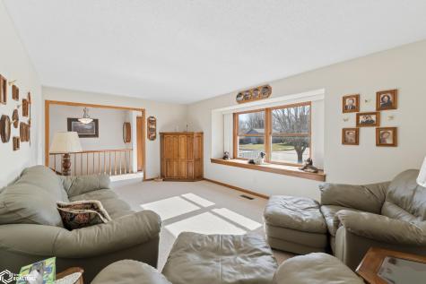 20 Charlestown Square Mason City IA 50401