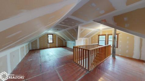 316 S 8th Street Forest City IA 50436