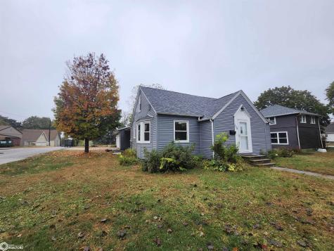 316 S 8th Street Forest City IA 50436