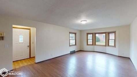 316 S 8th Street Forest City IA 50436