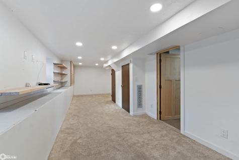 304 Main Street Hanlontown IA 50444