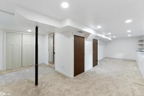 304 Main Street Hanlontown IA 50444