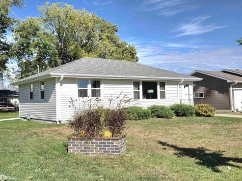 706 6th Place SE Mason City IA 50401