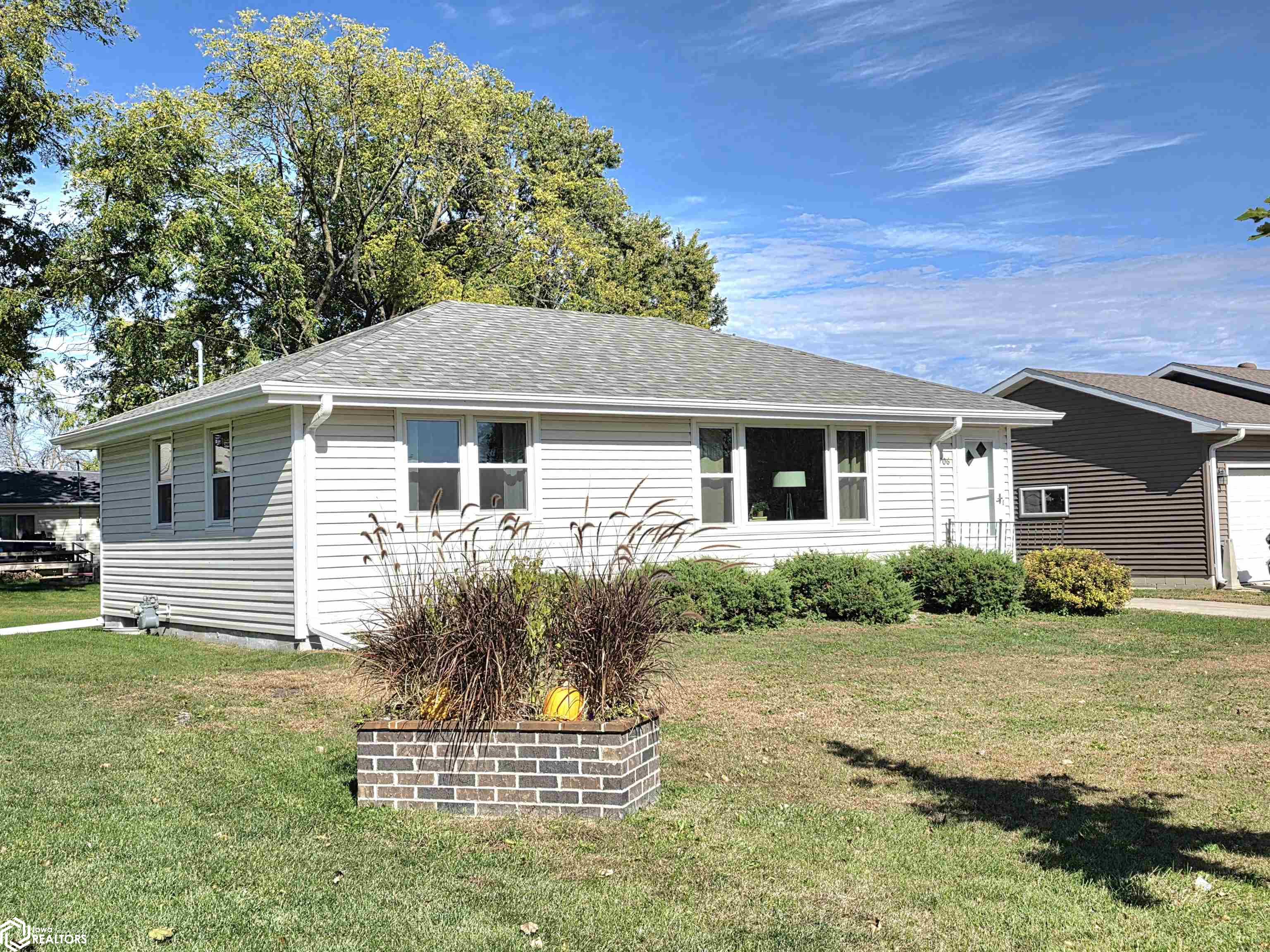 706 6th Place SE Mason City IA 50401