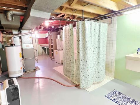 706 6th Place SE Mason City IA 50401