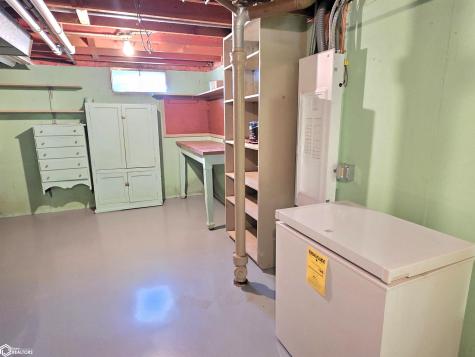 706 6th Place SE Mason City IA 50401