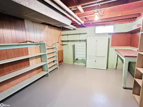 706 6th Place SE Mason City IA 50401