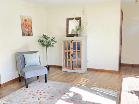 706 6th Place SE Mason City IA 50401