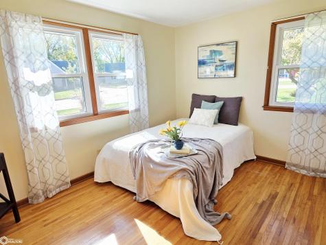 706 6th Place SE Mason City IA 50401