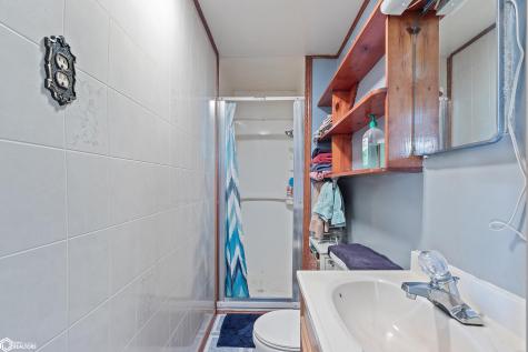 37231 210th Avenue Forest City IA 50436