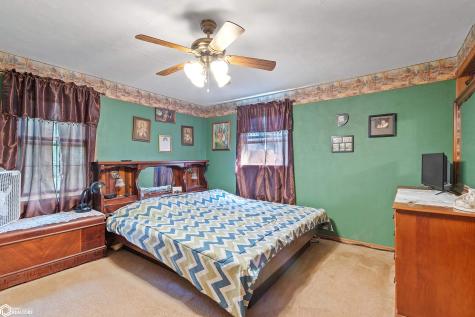 37231 210th Avenue Forest City IA 50436