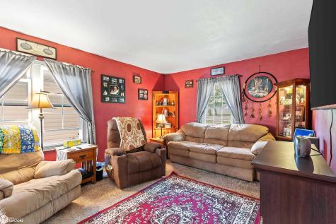 37231 210th Avenue Forest City IA 50436