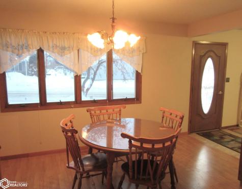 235 W L Street Forest City IA 50436