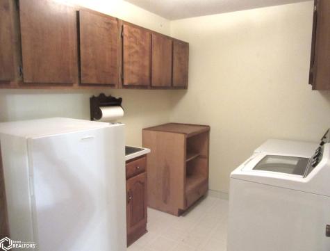 235 W L Street Forest City IA 50436