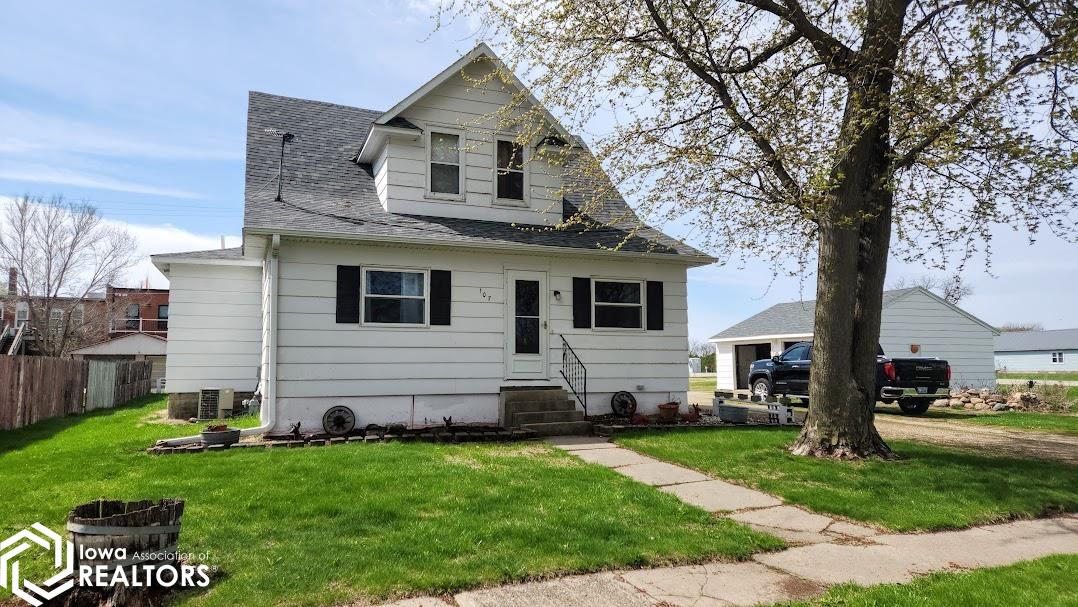 107 E Walnut Street Manly IA 50456