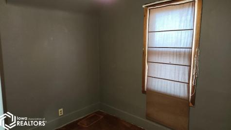 107 E Walnut Street Manly IA 50456