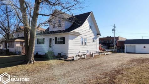 107 E Walnut Street Manly IA 50456