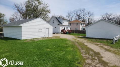 107 E Walnut Street Manly IA 50456