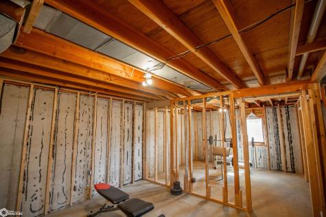 702 260th Street Algona IA 50511