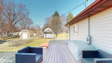 1011 S Kentucky Avenue Mason City IA 50401