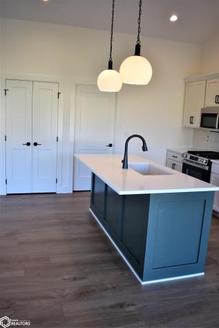 2306 Heritage Lane Iowa Falls IA 50126