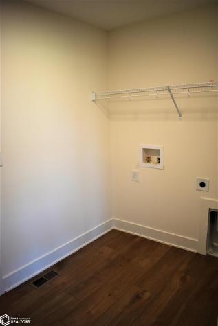 2306 Heritage Lane Iowa Falls IA 50126